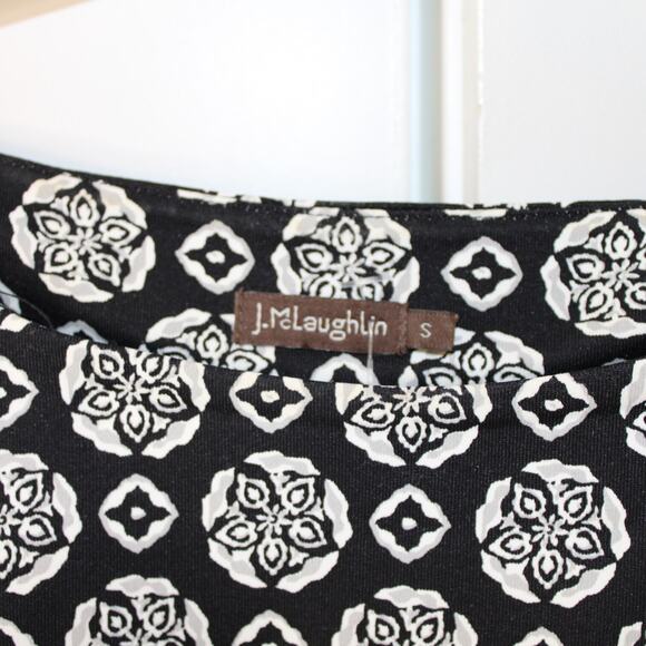 J MCLAUGHLIN Sage Ruched Medallion Print Dress Catalina Cloth | Small - Picture 4 of 8